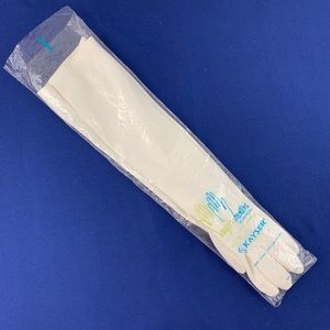 Kayser Magic Motion White Gloves